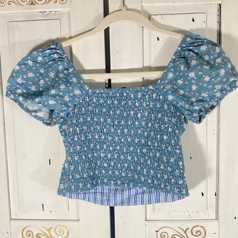 Laura Ashley x Lucky Brand Smocked Peasant Top XS Blue Floral Fairy Cottagecore - Picture 7 of 11